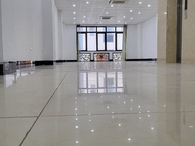 Cho thuê văn phòng 130m2 thông sàn ở Lạc long quân đẹp đúng như ảnh 3