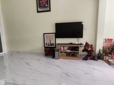 Bán đất tặng nhà Ngô Gia Tự, Long Biên, 88m, MT 4.7m, ô tô, kinh doanh, 8 tỷ 9 5