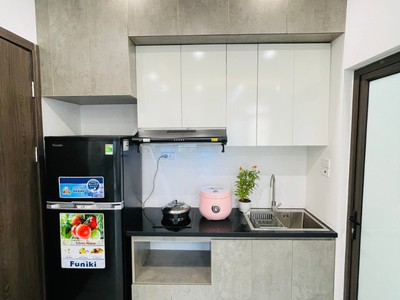 Tòa ccmn tại trung hòa cầu giấy, 8 tầng, 29 phòng, mt 9.3m, doanh thu 200tr/tháng 3
