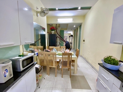 Giá bán nhà đẹp lô góc ô tô cửa - lạc long quân . diện tích 38 m2   4 tầng . giá 4.88 tỷ 0