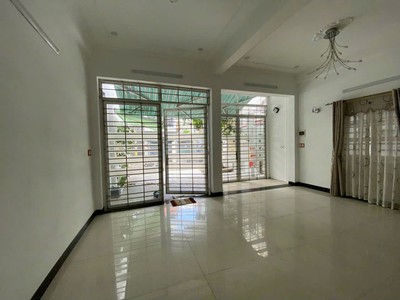 Cho thuê nhà nguyên căn đường lý thái tổ- kiệt gía thuê thương lượng thích thì sẽ thuê được ạ 2