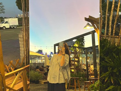 Cần sang quán cafe mặt tiền rộng thoáng đẹp đường Như Nguyệt 7