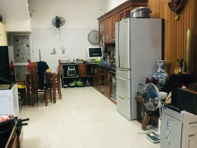 Nhà 3 tầng 40m2 - ô tô đỗ gần nhà tại phố Kiều Sơn, 193 Văn Cao 2
