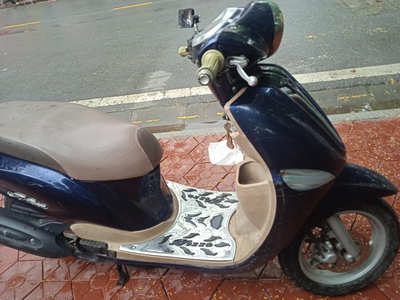 Bạn xe noza xe đi học ở hp 1