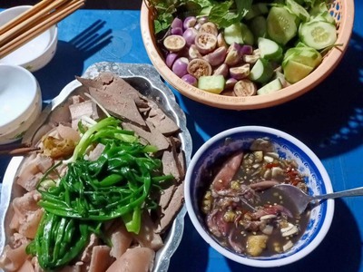 Đăc sản mắm mực miền trung 1