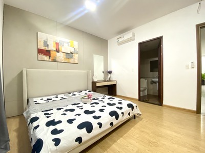 Bán gấp căn hộ chung cư Usilk City, dt 116m2, 3PN rộng rãi, tầng đẹp, hướng mát, nội thất xịn 1