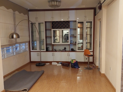 Nhà chia lô có thang máy tại ngõ 125 Nguyễn Ngọc Vũ 1