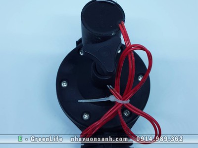 Combo 1 gồm 20 béc nhỏ giọt 8 tia   5 phun sương xanh 4 cửa   bộ điều khiển pin rainpoint 3