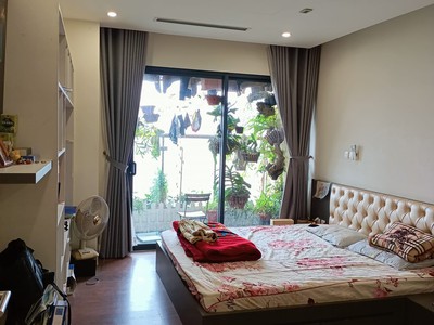 Bán chung cư N01, 84 Chùa Láng- ĐH Ngoại Thương 50m2, 1 ngủ, 1 vs, full nội thất xịn nhỉnh 2 tỷ 6