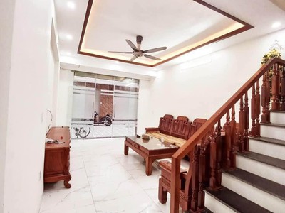 Cho thuê nhà mới ngõ Thiên Lôi gân AEON  - 7tr 0