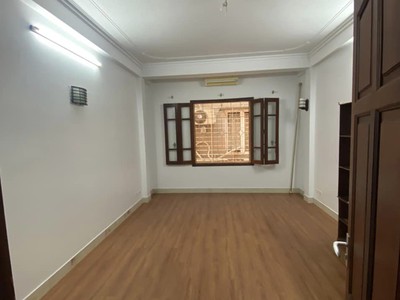 Cần bán nhà kđt văn quán, 66m2x5t, giá 11 tỷ, ô tô vào nhà. 2