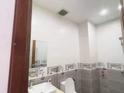 Cho thuê nhà Mới đẹp 6 Phòng Ngủ. Đường 10.5m. Nam Việt Á. Ngũ Hành Sơn. Đà Nẵng 3