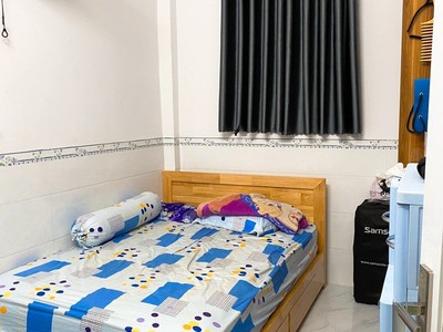 Chỉnh chủ kẹt tiền, cần bán gấp nhà hẻm cầu bè. 2