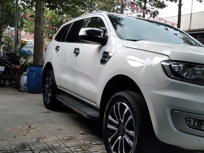 Chính Chủ Cần Bán Xe Ford Everest 2018 0