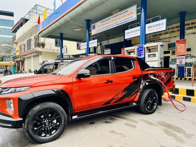 Cần bán xe Bán tải số tự động , máy dầu 0