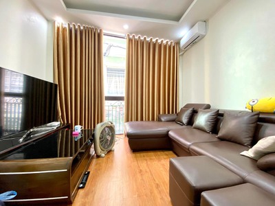 Gấp   Bán Nhà Phố Nguyễn Văn Cừ, Bồ Đề, 35m2, 5 Tầng, Phân Lô, Ô Tô, Nhỉnh 4 Tỷ 1