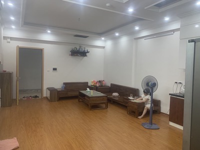 Chính chủ cần bán căn hộ rộng 77m  full nội thất, giá rẻ nhất tại KĐT Thanh Hà Cienco 5 4