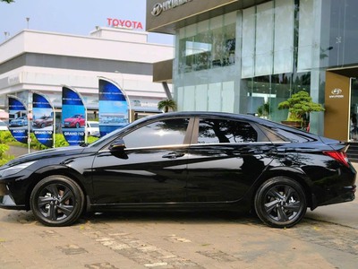 Hyundai Elantran 1.6 AT Tiêu Chuẩn 6