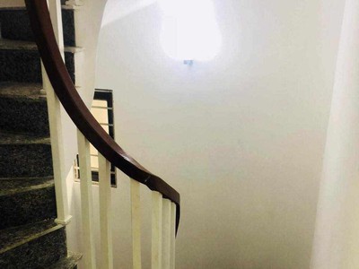 Cho thuê nhà nguyên căn, hgđ, trần thái tông 30m2, 4t, 3n, đủ đồ, 11tr. 3