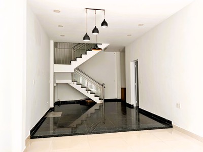 Cho thuê nhà 1t1l hẻm 8 15,4m hẻm xe hơi đường 26 linh đông 0