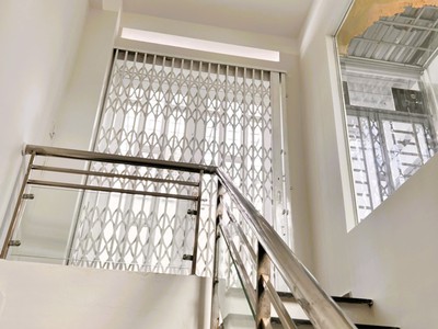 Cho thuê nhà 1t1l hẻm 8 15,4m hẻm xe hơi đường 26 linh đông 3