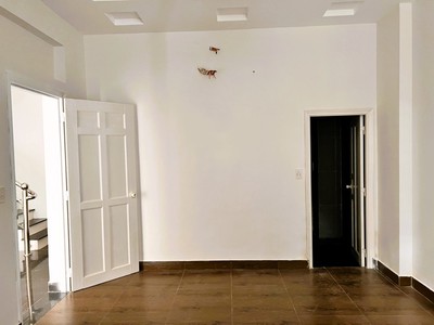 Cho thuê nhà 1t1l hẻm 8 15,4m hẻm xe hơi đường 26 linh đông 2