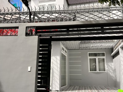Cho thuê nhà 1t1l hẻm 8 15,4m hẻm xe hơi đường 26 linh đông 4