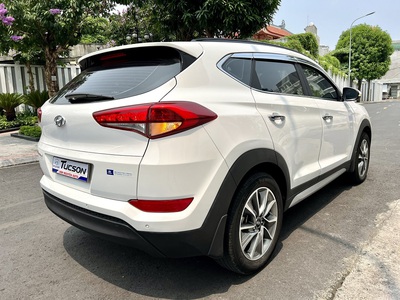 Hyundai Tucson 2.0 ATH sx 2017 nhập khẩu nguyên chiếc từ Hàn quốc 2