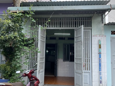 Bán Nhà Nhỏ Sổ Riêng Hỗ Trợ Ngân Hàng Gần Vincom Dĩ An 0
