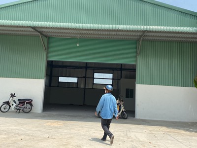 Cho thuê mặt bằng kinh doanh kho xưởng hóc môn 360 m2 1