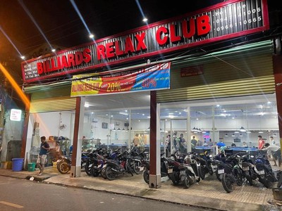 Do không có thời gian chăm sóc quán nên bạn mình cần sang gấp  lại mb quán bida cho ae nào tâm 0