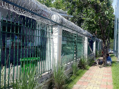 Thi công Hàng rào kẽm gai Lam giá rẻ tại Đồng Nai 4