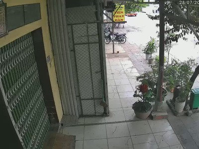 Cho thuê nhà nguyên căn trên trục đường nguyễn chí thanh 0