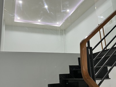 CC cho thuê nhà nguyên căn 3 tầng-4 phòng ngủ đẹp mới Q. Tan Phú 1