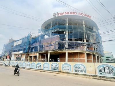 Cần san kiot trong TT Thương Mại lớn nhất Hoài Nhơn, đối diện Chợ mới Bồng Sơn.Chỉ  đóng trước 146Tr 1