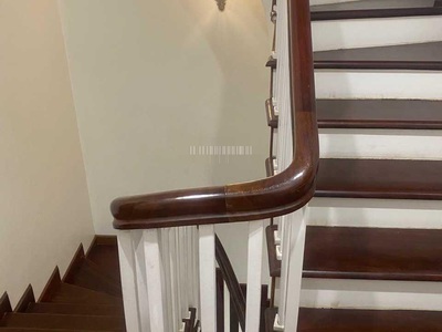 Cho thuê nhà MP Phạm thận duật 5 tầng full đồ, đẹp như ảnh, oto đỗ cửa 0