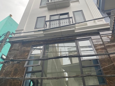 85m mặt tiền 5m mặt phố nghĩa tân cầu giấy. ngõ sau ô tô đỗ ngày đêm. kinh doanh bất chấp. chủ cần 0