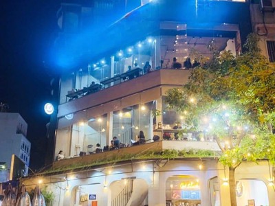Sang mặt bằng cafe cô giang, q1 3