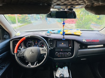 Chính chủ cần bán xe 7 chỗ Mitsubishi Outlander 2018 tại Ba Tri - Bến Tre - Giá 640 triệu. 2