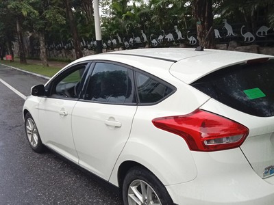 Chính chủ anh cao giáo viên cần bán xe fordcus Trent 2018. 0