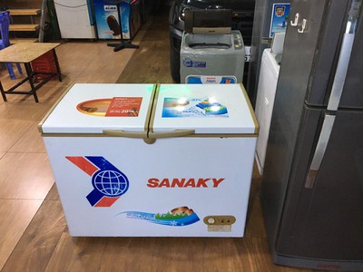 Biên Hòa thanh lý tủ đông mát 285lit SANAKY 0