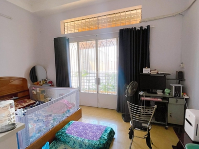 Hiếm. mặt tiền đường số trung tâm quận 7, 4.5x13m, lộ trước nhà 8m, chỉ còn nhỉnh 6 tỷ 1
