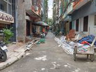 129m mặt tiền 10m nhỉnh 12 tỷ phố phan văn trường cầu giấy. vỉa hè rộng xây toà nhà văn phòng cực 2