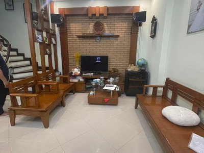 Bán nhà ngõ đào tấn dt: 63m xây 5 tầng nhà khe thoáng, ngõ ba gác giá 7tỷ thương lượng 0