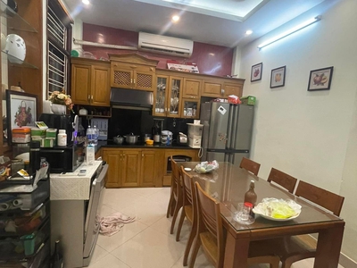 Bán nhà ngõ đào tấn dt: 63m xây 5 tầng nhà khe thoáng, ngõ ba gác giá 7tỷ thương lượng 1