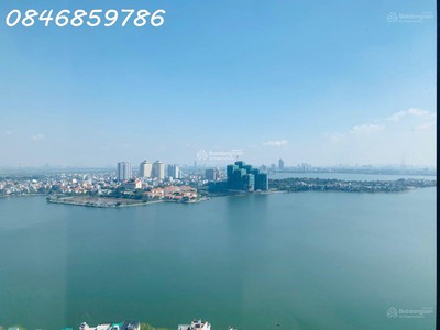 Bán căn hộ cao cấp 4 ngủ 150m2 - view ôm trọn hồ tây - sẵn hđ thuê 60 triệu - sổ lâu dài - tầng 0