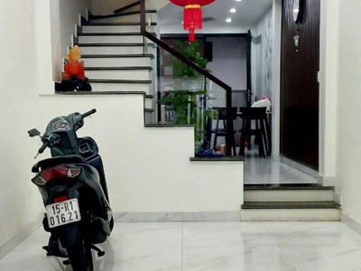 Bán nhanh căn nhà dân xây độc lập sân cổng cách mặt đường đà nẵng chỉ 30m 0