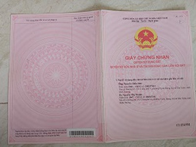 Chúng tôi cần bán gấp mảnh đất và căn nhà ở trung tâm thành phố tân uyên bình dương  tổ 2 khu phố 1