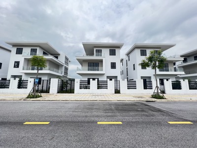 Cần bán cắt lỗ 7 căn shophouse và biệt thự view sông TNR Uông Bí giá thu hồi vốn 2