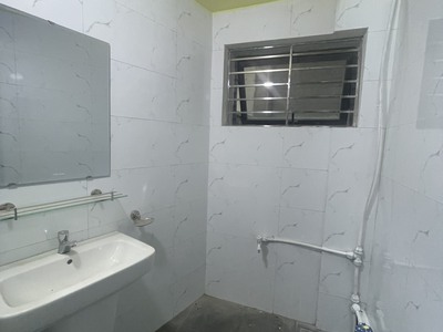 Cho thuê nguyên căn độc lập 1 tầng tuyến 2 Lê Hồng Phong đường rộng mênh mông 6
